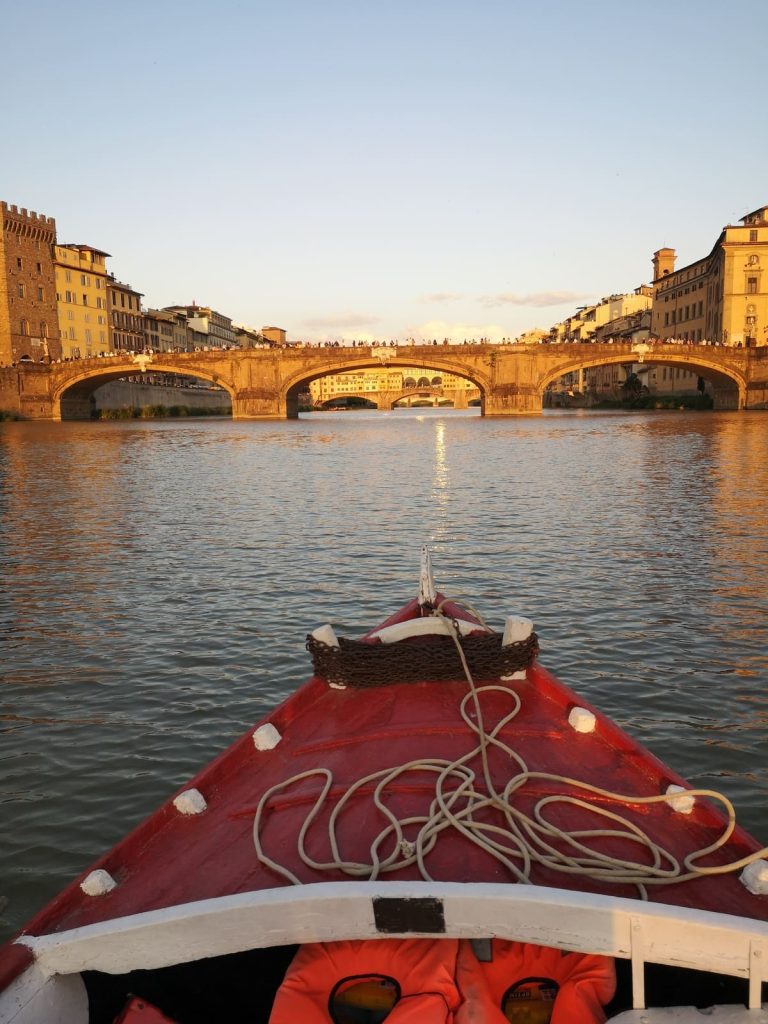 What to do in Florence at night? 2 alternative ideas