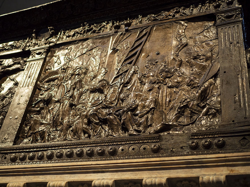 Donatello, Deposizione dalla Croce, San Lorenzo, Firenze.