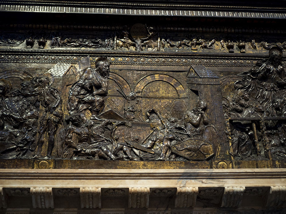 Donatello, Risurrezione, San Lorenzo, Firenze.