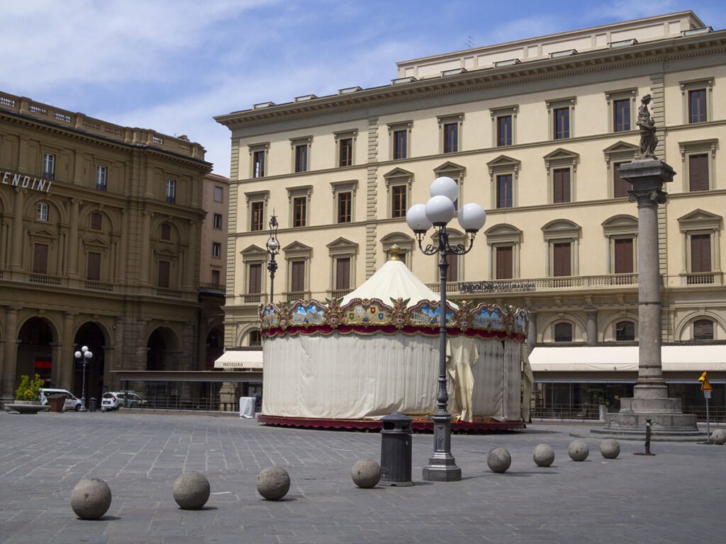 Piazza della Repubblica, Florence