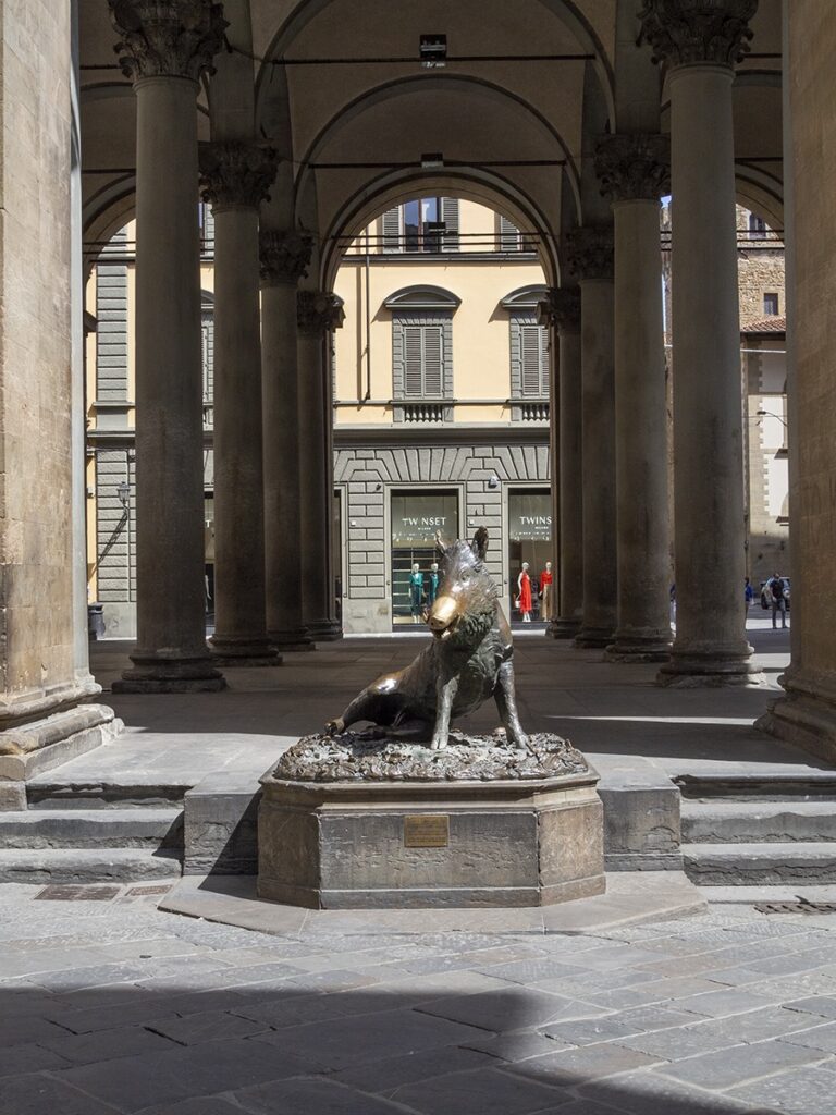 Loggia del Mercato Nuovo, Porcellino